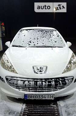 Хэтчбек Peugeot 207 2008 в Подольске