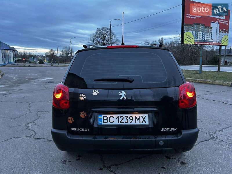 Універсал Peugeot 207 2010 в Дрогобичі