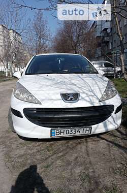 Хетчбек Peugeot 207 2008 в Подільську