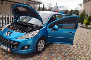 Универсал Peugeot 207 2011 в Калуше