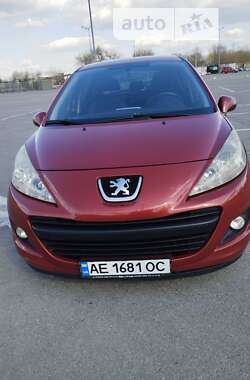 Хэтчбек Peugeot 207 2010 в Днепре