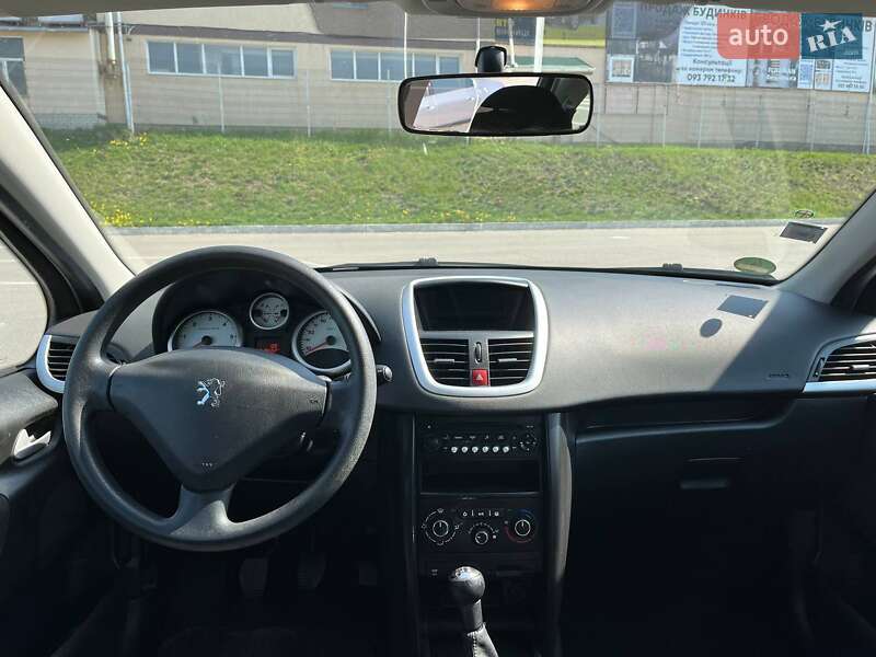 Універсал Peugeot 207 2010 в Вінниці