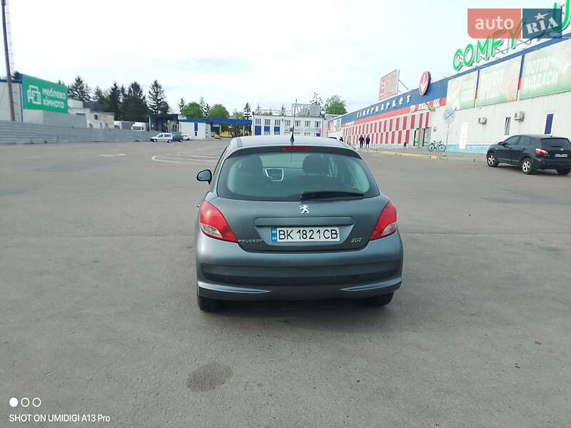 Хетчбек Peugeot 207 2011 в Рівному