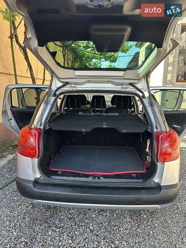 Універсал Peugeot 207 2007 в Ужгороді