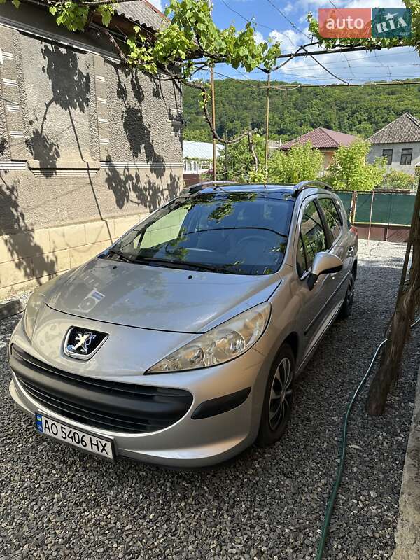 Універсал Peugeot 207 2007 в Ужгороді