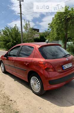 Хэтчбек Peugeot 207 2007 в Вознесенске