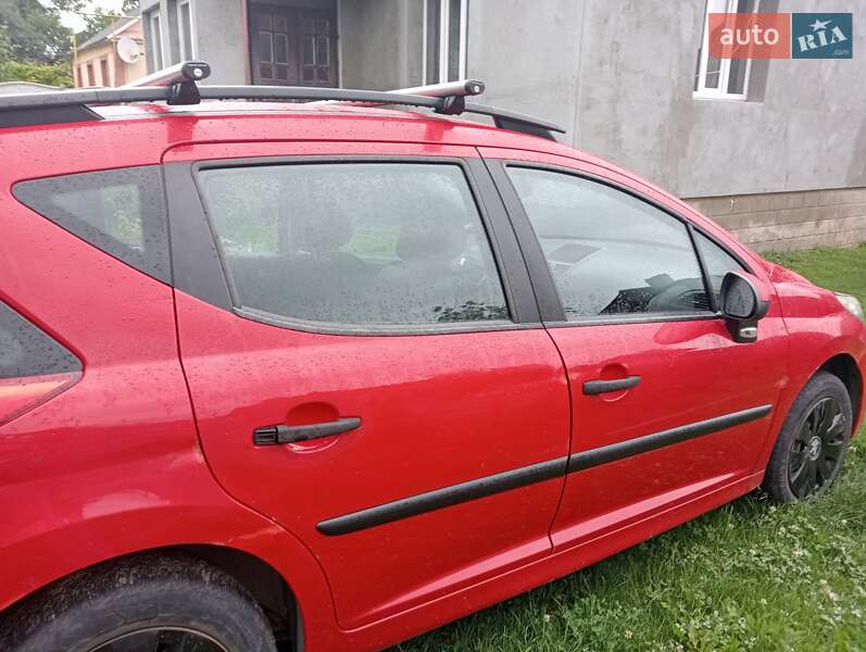 Хетчбек Peugeot 207 2008 в Рівному