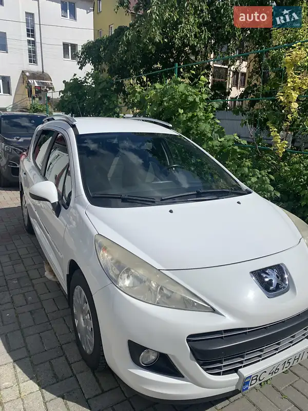Peugeot 207 2011