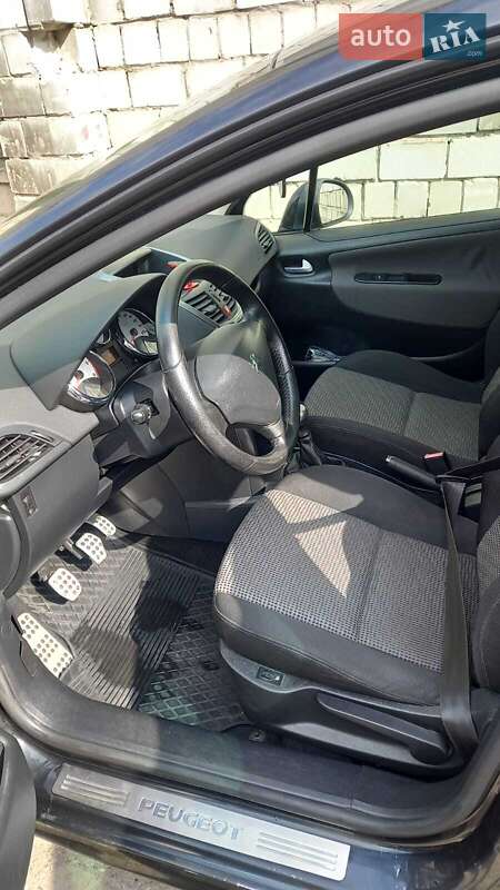 Универсал Peugeot 207 2010 в Львове фото 4 Универсал Peugeot 207 2010 в Львове