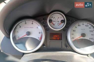 Хэтчбек Peugeot 207 2009 в 