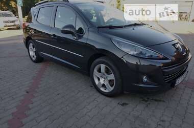 Універсал Peugeot 207 2010 в Чернівцях