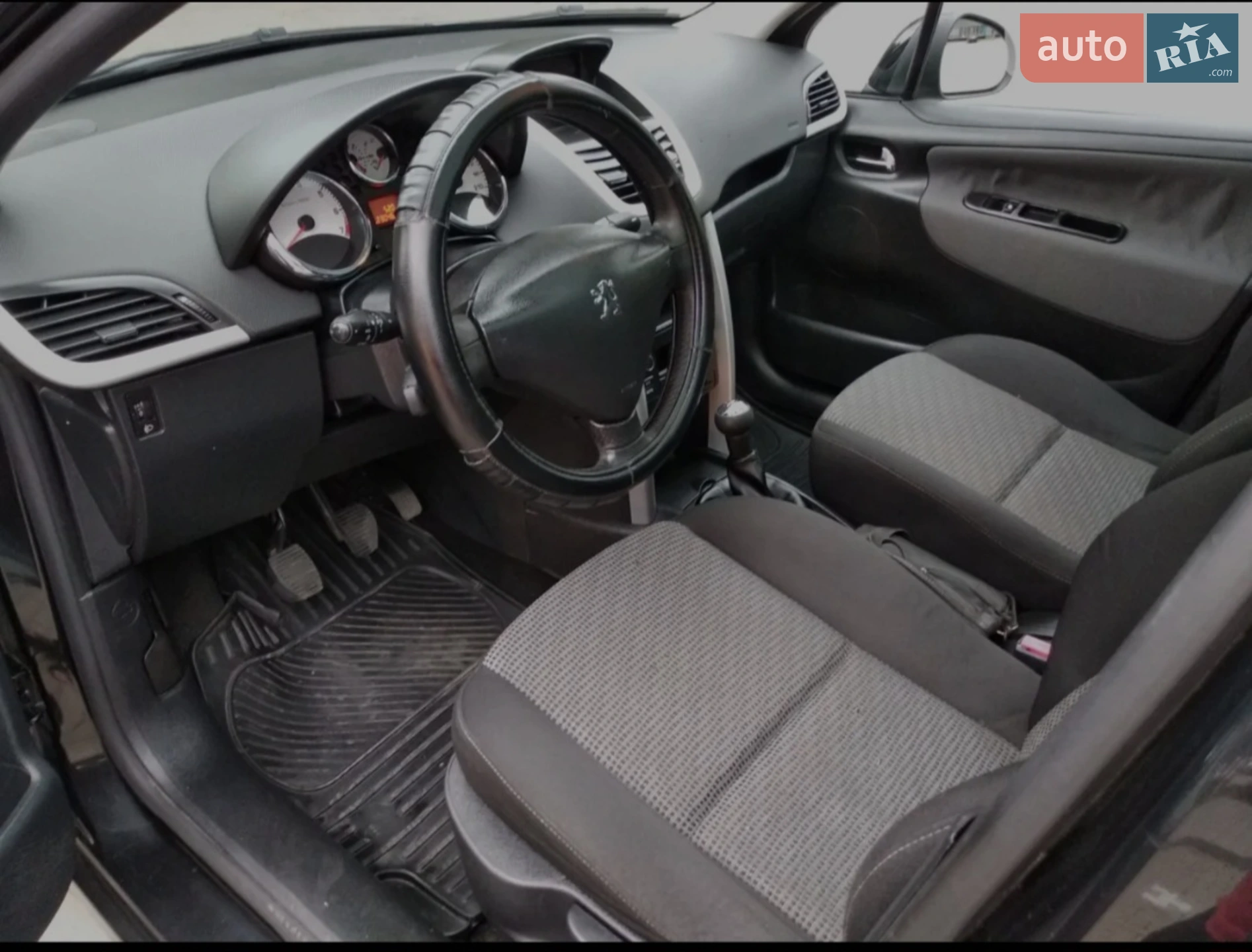 2010 Peugeot 207 - мініатюра 12