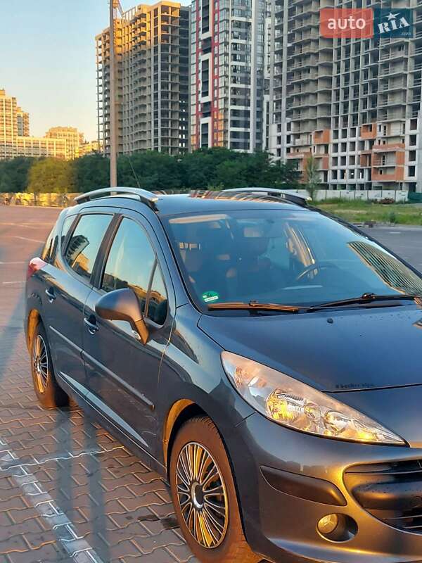 Універсал Peugeot 207 2007 в Києві
