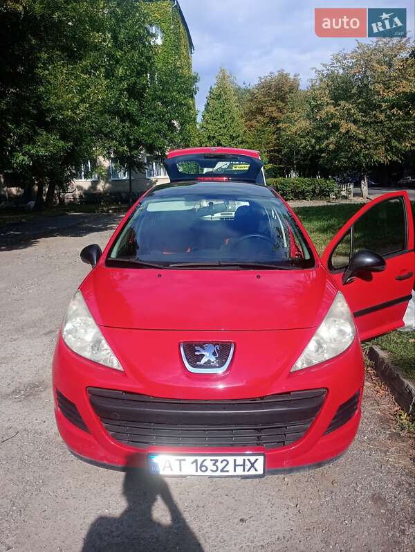 Peugeot 207 2010