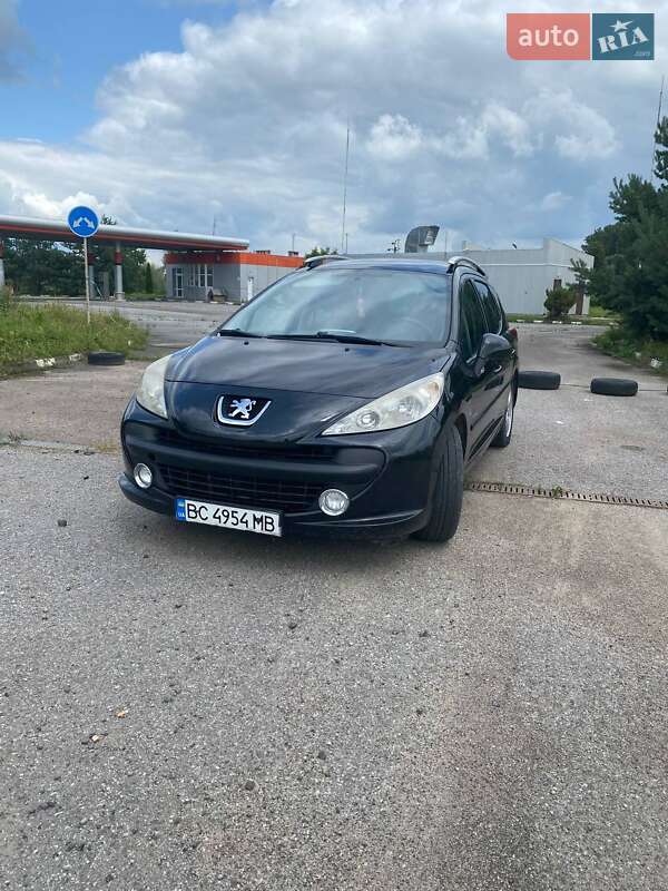 Универсал Peugeot 207 2009 в Самборе