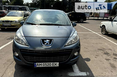 Хэтчбек Peugeot 207 2011 в Коростене