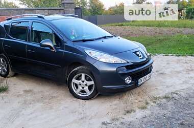 Универсал Peugeot 207 2009 в Вараше