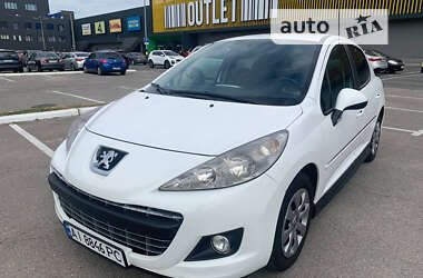 Хэтчбек Peugeot 207 2012 в Киеве