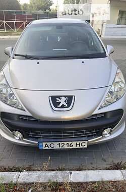 Хетчбек Peugeot 207 2009 в Луцьку