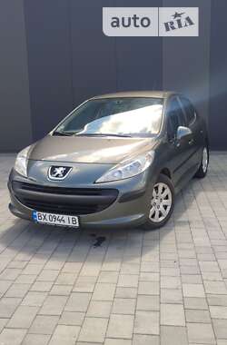 Хетчбек Peugeot 207 2008 в Хмельницькому