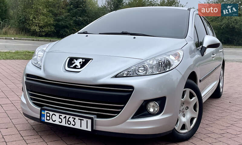 Хетчбек Peugeot 207 2010 в Трускавці