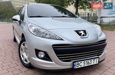 Хетчбек Peugeot 207 2010 в Трускавці