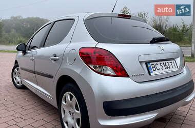 Хетчбек Peugeot 207 2010 в Трускавці