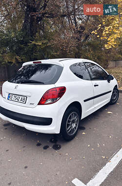 Хэтчбек Peugeot 207 2010 в Кривом Роге