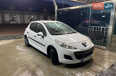 Хетчбек Peugeot 207 2011 в Рівному