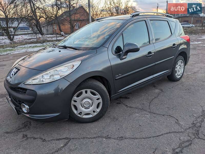 Універсал Peugeot 207 2009 в Зарічному