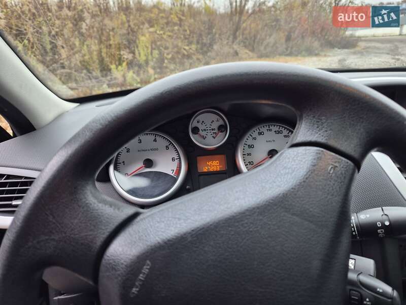 Универсал Peugeot 207 2008 в Житомире