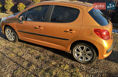 Хэтчбек Peugeot 207 2007 в Ивано-Франковске