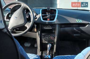 Хетчбек Peugeot 207 2010 в Одесі