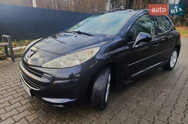 Хэтчбек Peugeot 207 2007 в Дрогобыче