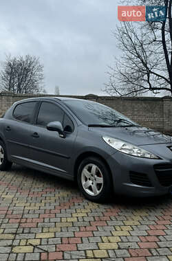 Хетчбек Peugeot 207 2010 в Врадіївці