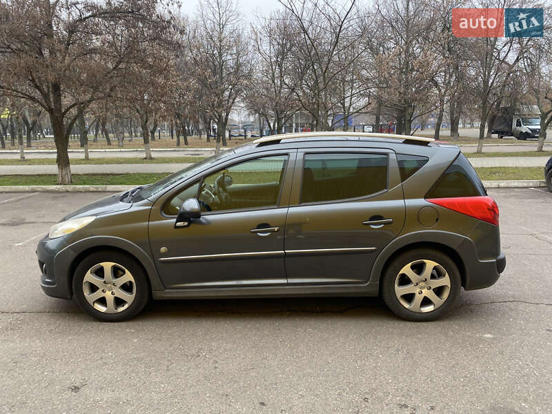 Универсал Peugeot 207 2009 в Николаеве