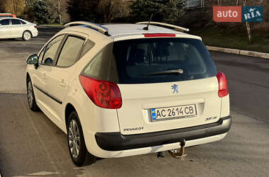 Универсал Peugeot 207 2010 в Полтаве