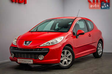 Хэтчбек Peugeot 207 2009 в Киеве