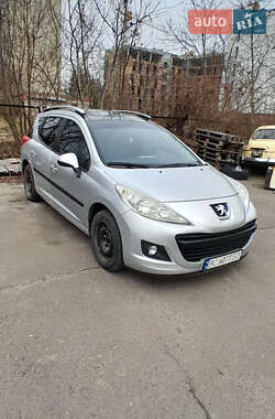 Хетчбек Peugeot 207 2010 в Перемишлянах