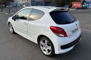 Хэтчбек Peugeot 207 2012 в 