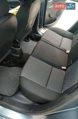 Хэтчбек Peugeot 207 2011 в 