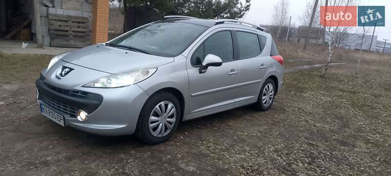 Универсал Peugeot 207 2007 в 
