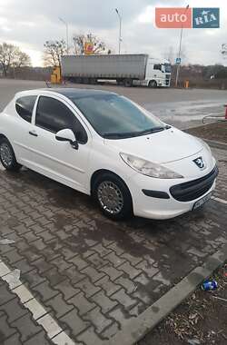 Хэтчбек Peugeot 207 2008 в Луцке