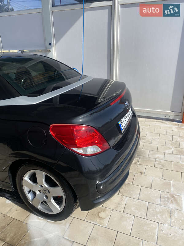 Peugeot 207 2012