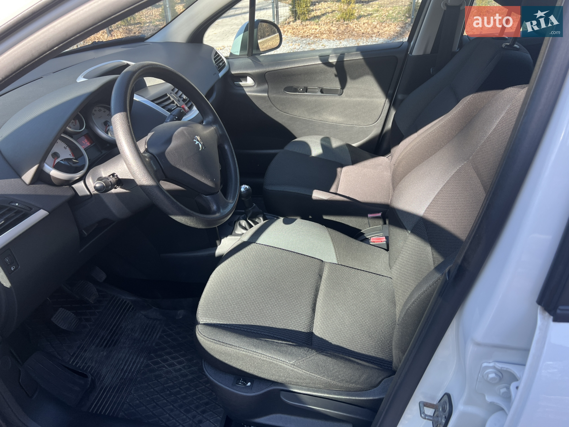 2010 Peugeot 207 - мініатюра 24