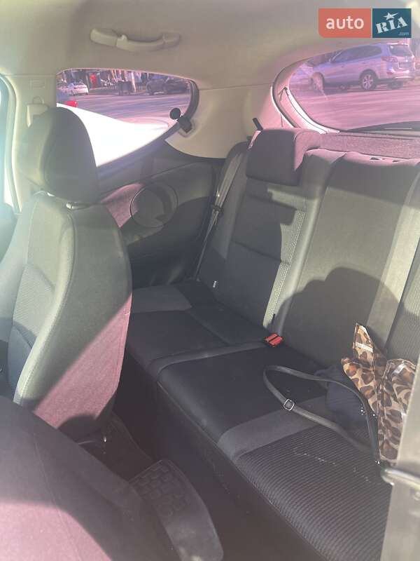 Хетчбек Peugeot 207 2011 в Одесі