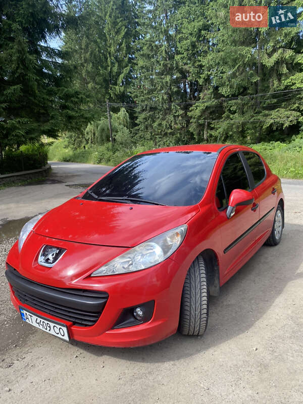 Peugeot 207 2011