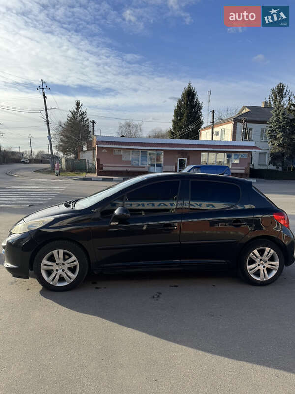 Хетчбек Peugeot 207 2007 в Немирові
