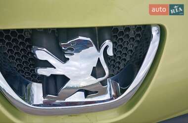 Хэтчбек Peugeot 207 2008 в 