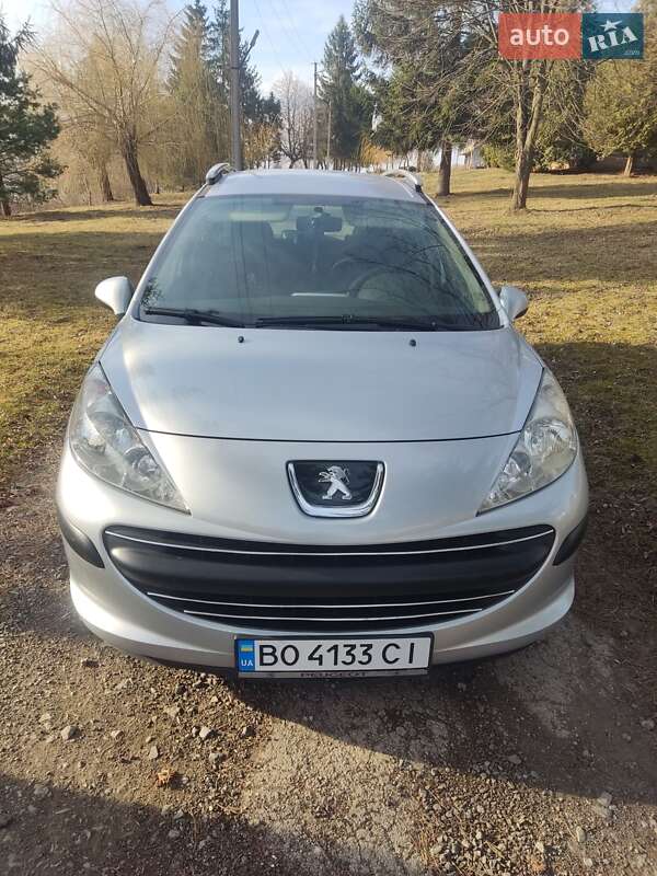 Універсал Peugeot 207 2009 в Бережанах